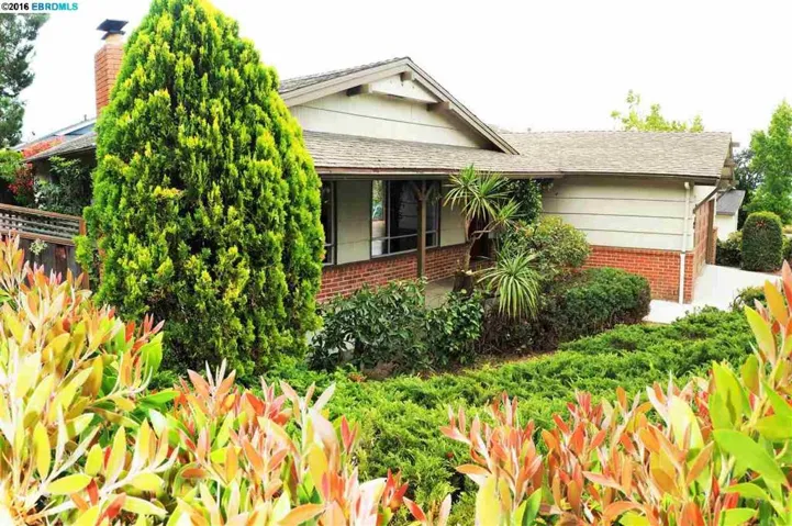 2 Van Cleave Way, Oakland, California 94619-2340
