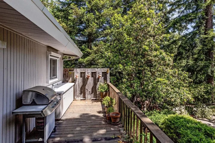 21661 Woolaroc Drive, Los Gatos, California 95033