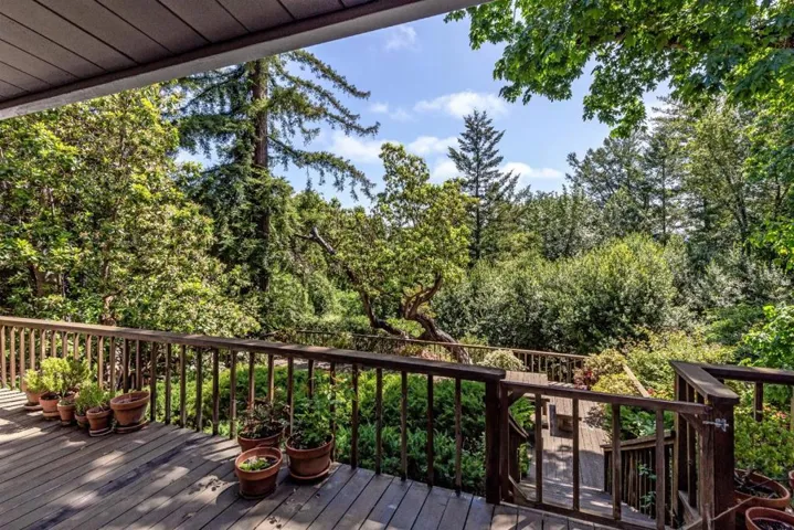 21661 Woolaroc Drive, Los Gatos, California 95033