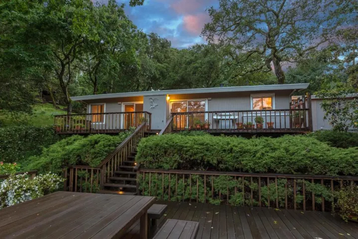 21661 Woolaroc Drive, Los Gatos, California 95033