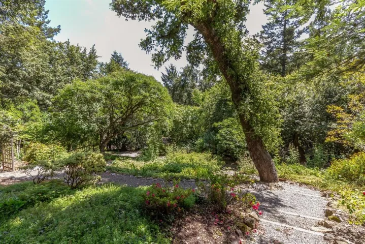 21661 Woolaroc Drive, Los Gatos, California 95033