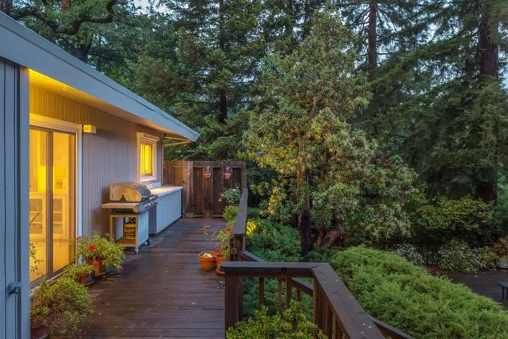 21661 Woolaroc Drive, Los Gatos, California 95033