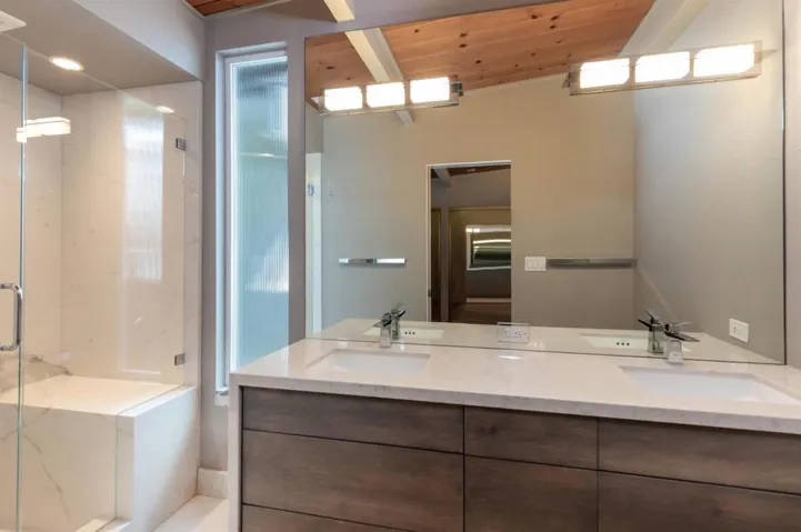 21661 Woolaroc Drive, Los Gatos, California 95033