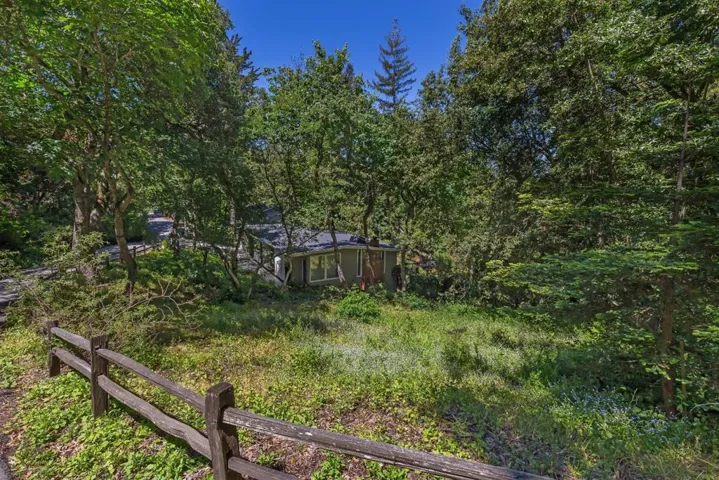 21661 Woolaroc Drive, Los Gatos, California 95033