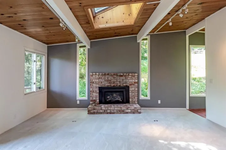 21661 Woolaroc Drive, Los Gatos, California 95033