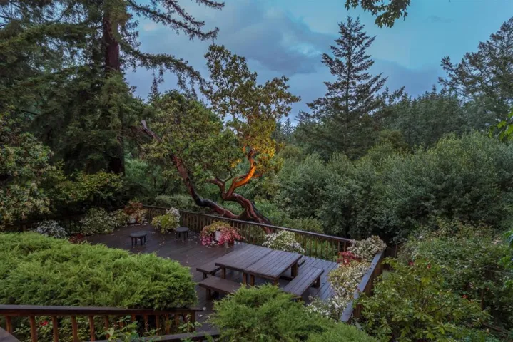 21661 Woolaroc Drive, Los Gatos, California 95033