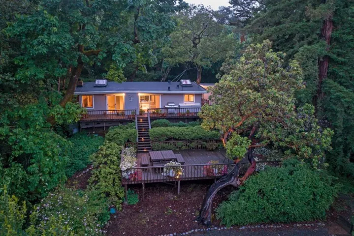 21661 Woolaroc Drive, Los Gatos, California 95033