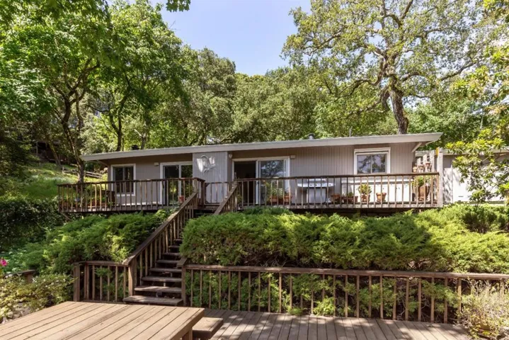 21661 Woolaroc Drive, Los Gatos, California 95033