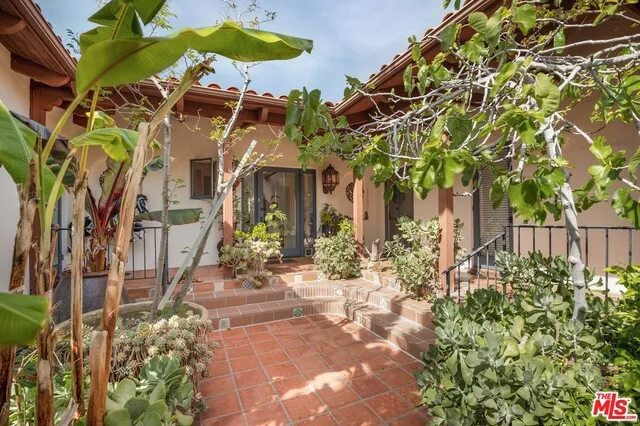 20333 Reigate Road, Topanga, California 90290