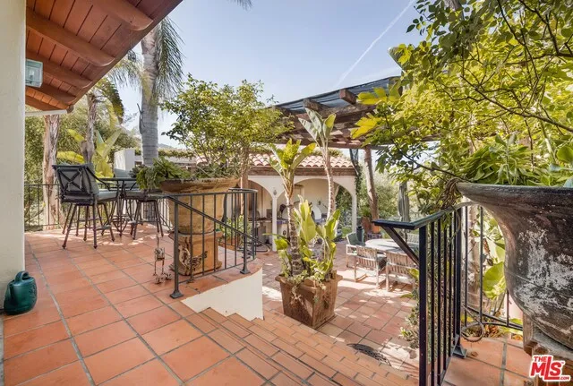 20333 Reigate Road, Topanga, California 90290
