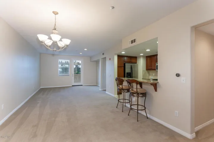 208 Riverdale Ct 712 Camarillo-large-002