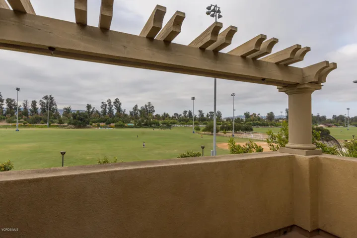 208 Riverdale Ct 712 Camarillo-large-015
