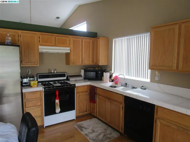 4592 Carnegie Ln, Brentwood, California 94513