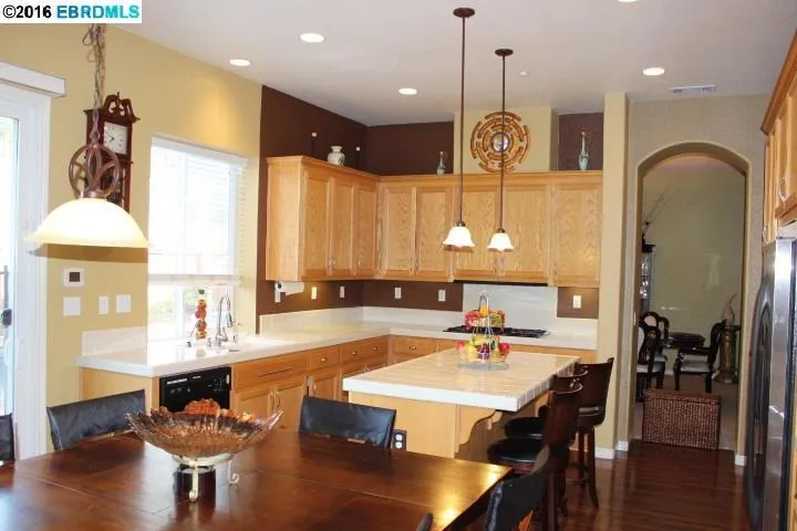 2085 Roper Cir, Brentwood, California 94513