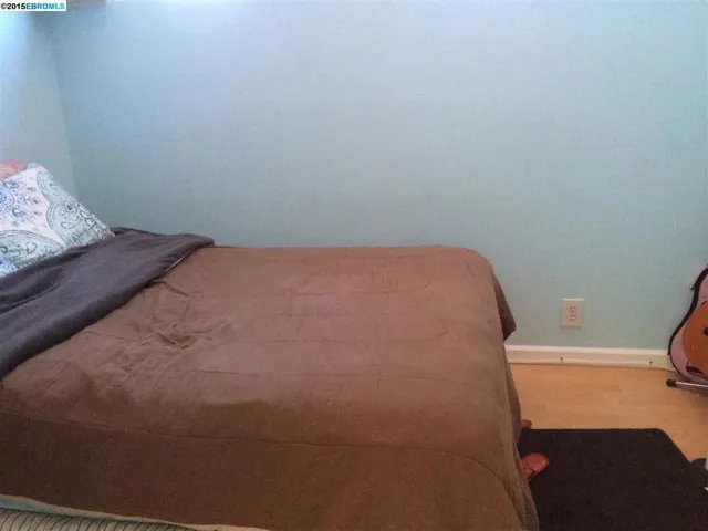 Bedroom suite