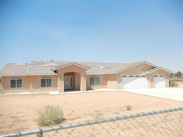 16359 Cuyama Road, Apple Valley, California 92307