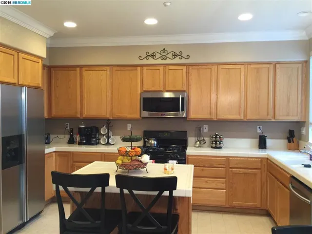 780 Begonia Dr, Brentwood, California 94513