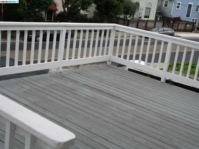 Large Front Deck