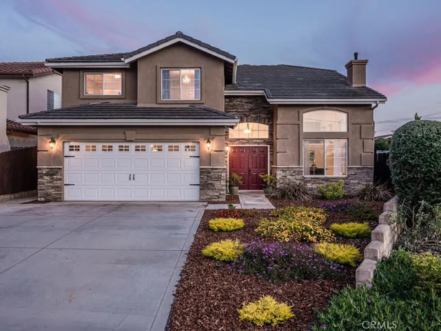 Don't let this stunning home pass you by!