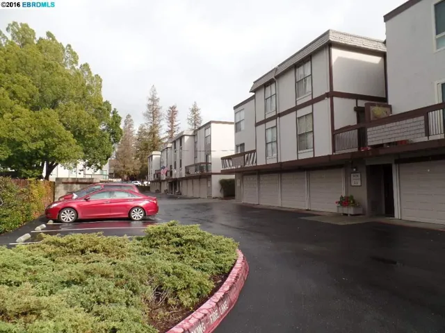 2036 Sierra Rd 7, Concord, California 94518