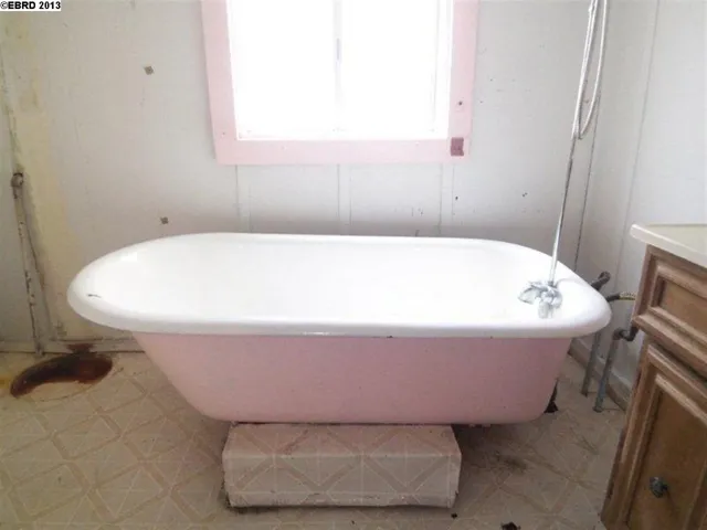 1017 W 4th Street, Antioch, California 94509-1172