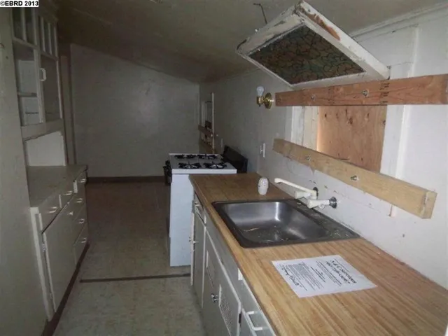 1017 W 4th Street, Antioch, California 94509-1172