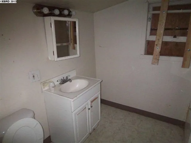 1017 W 4th Street, Antioch, California 94509-1172