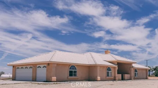 10365 Windermere Road, Phelan, California 92371