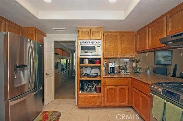 15775 Sultana* (2 Homes)*, Hesperia, California 92345