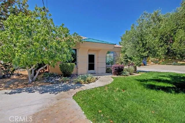 15775 Sultana* (2 Homes)*, Hesperia, California 92345