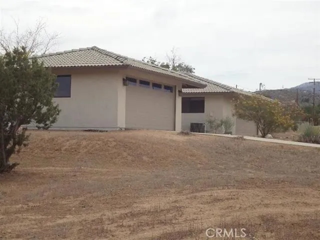 4424 Hitching Post Lane, Phelan, California 92371