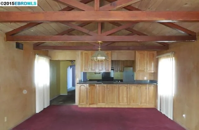 152 S 35th St, Richmond, California 94804