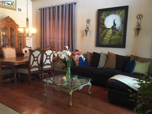 1969 Sugarloaf Mountain Ct, Antioch, California 94531