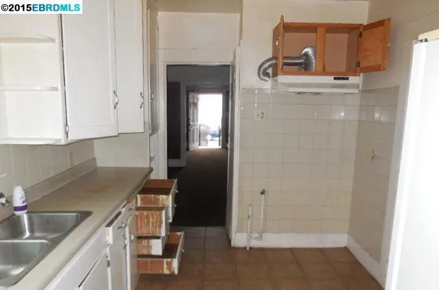 327 3rd St, Richmond, California 94801