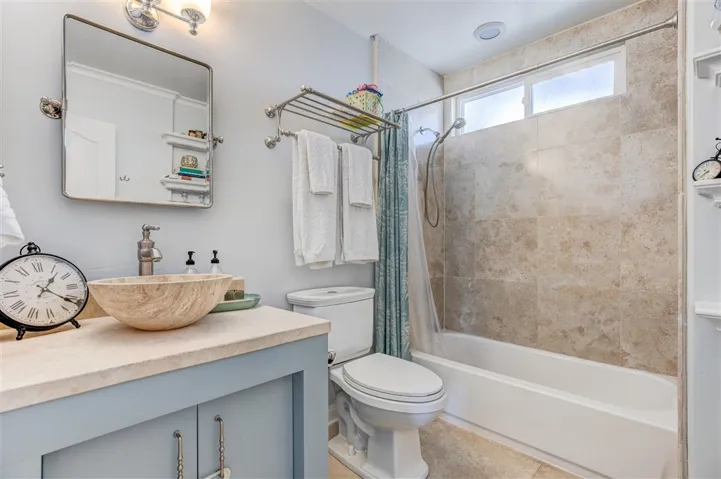 2913 A St 6, San Diego, California 92102