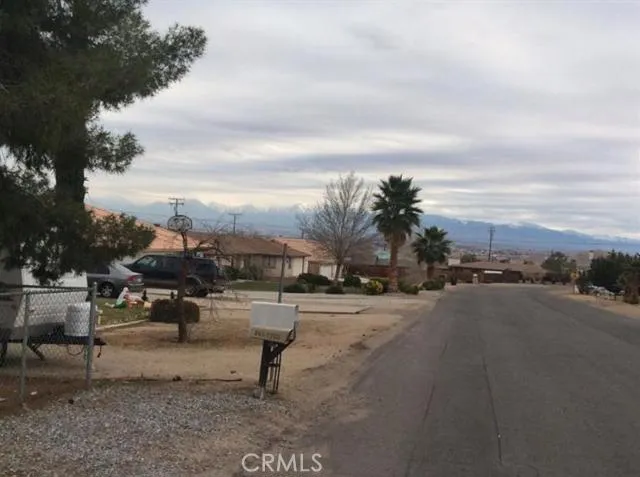 19411 Arcata Road, Apple Valley, California 92307