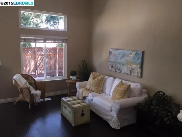 975 New Holland Ct, Brentwood, California 94513