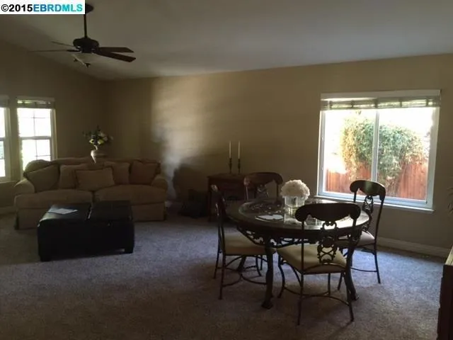 975 New Holland Ct, Brentwood, California 94513