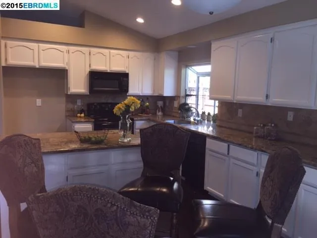 975 New Holland Ct, Brentwood, California 94513