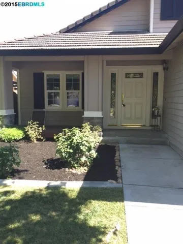 975 New Holland Ct, Brentwood, California 94513