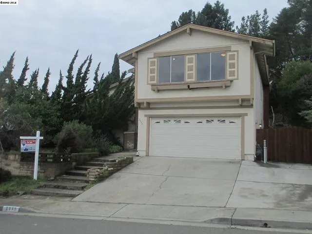 2119 Bluejay Cir, Pinole, California 94564-1801