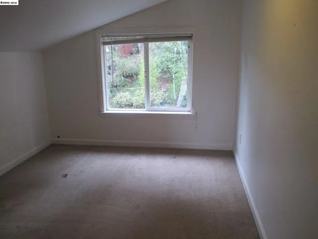 2119 Bluejay Cir, Pinole, California 94564-1801
