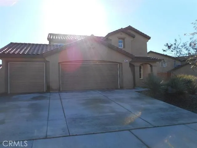 16977 Grand Triassic Lane, Victorville, California 92394