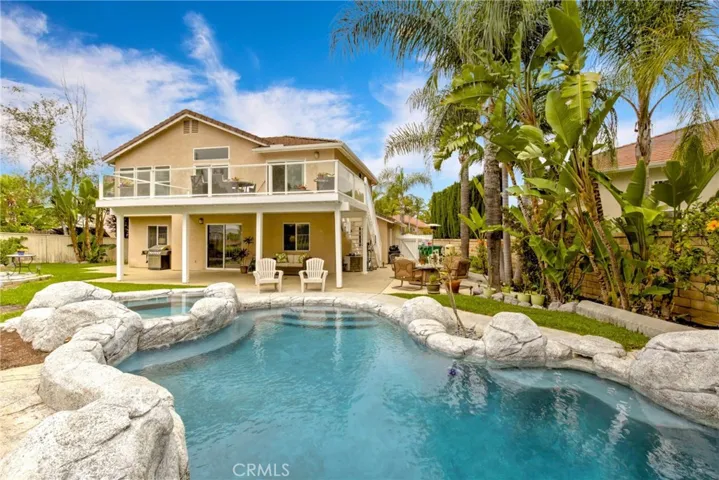4 Chesterfield, Mission Viejo, California 92692