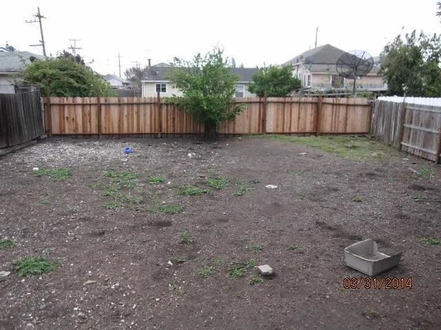 1068 82nd Ave., Oakland, California 94621