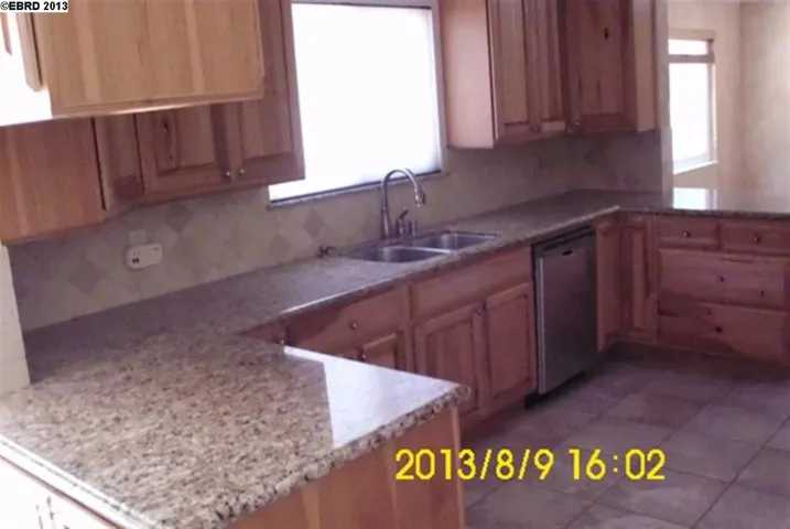 2534 Simas Ave, Pinole, California 94564-1244