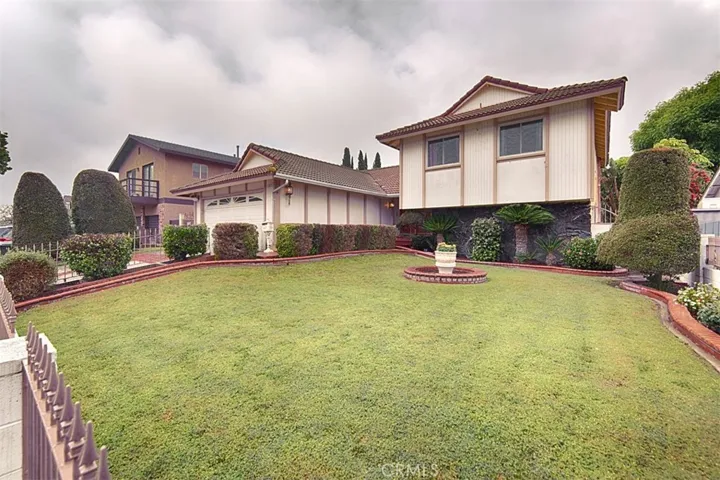 6203 Carpintero Avenue, Lakewood, California 90713