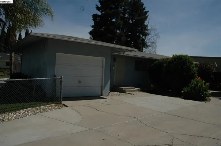 1390 Berry Ln, Brentwood, California 94513-1041