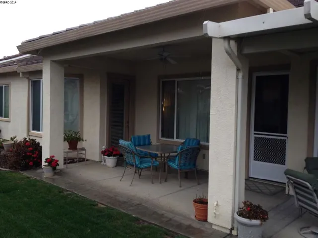 1238 Flores Way, Brentwood, California 94513-6989