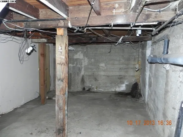 716 Santa Maria Rd, El Sobrante, California 94803-1714